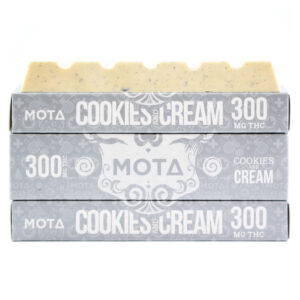 Mota Cookies and Cream Chocolate Bar (300mg THC)